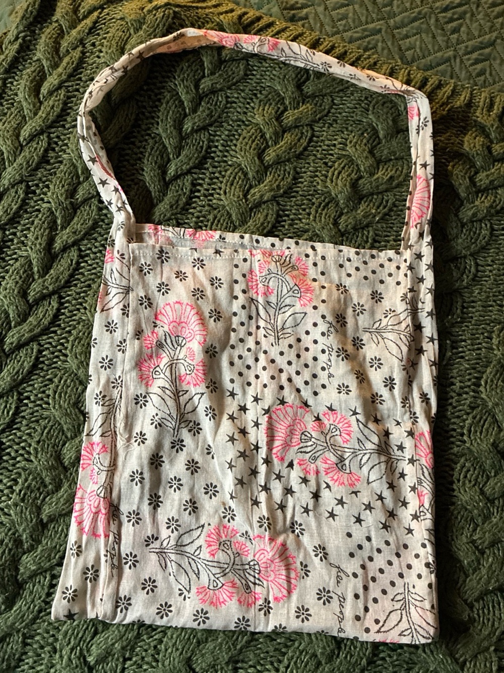 FREE PEOPLE- Cute Soft Gauze Reusable Crossbody Cream/Pink Bag Floral-13x16" EUC
